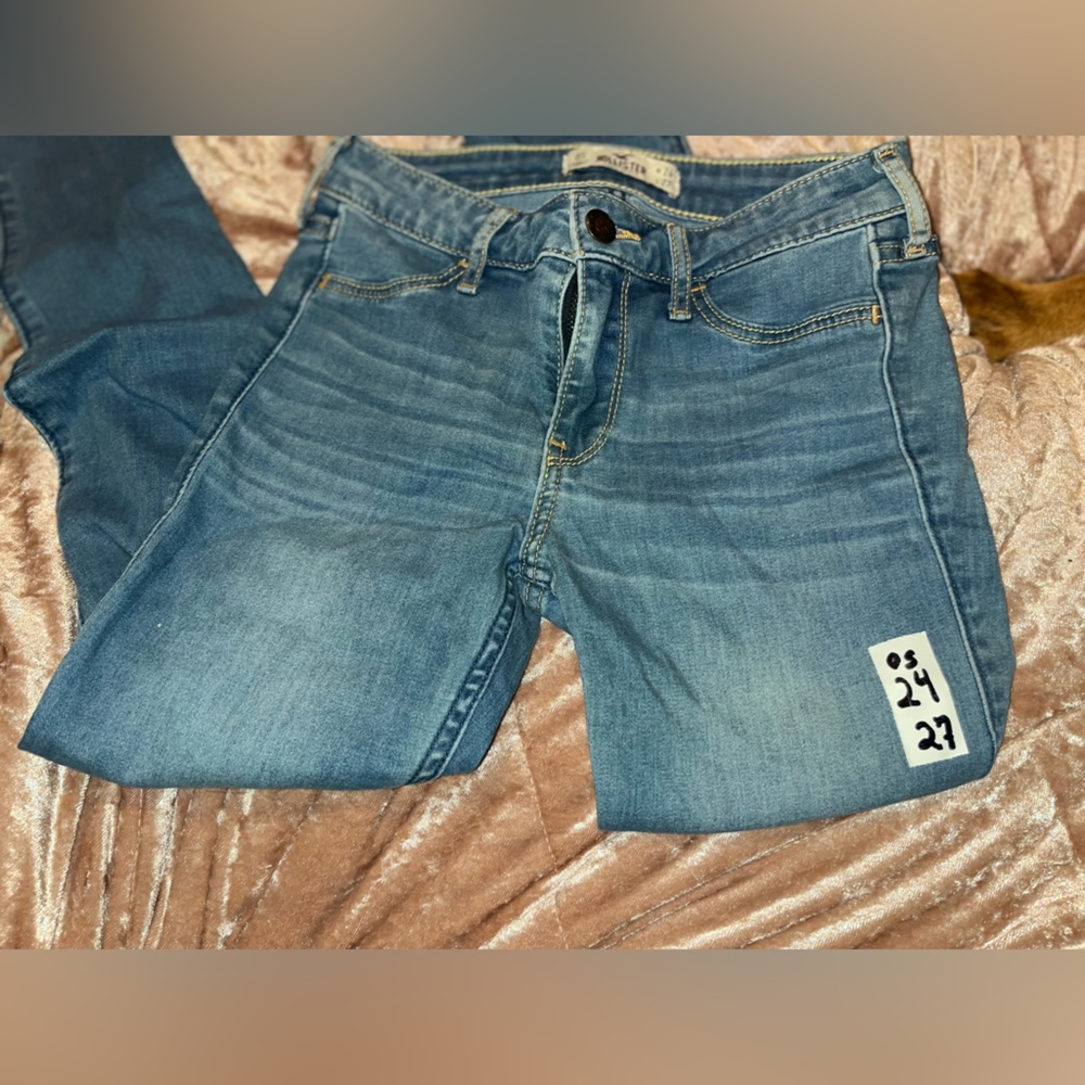 Hollister jeans